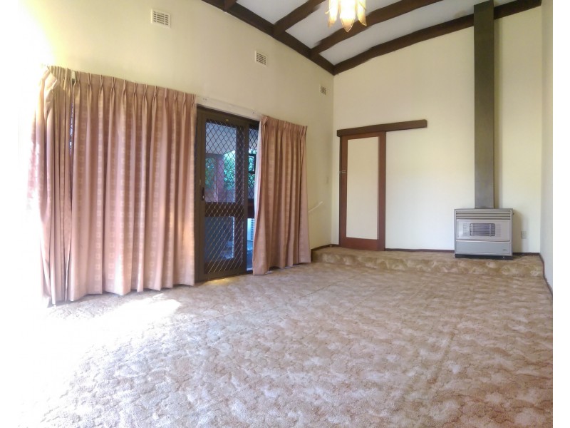 12 Deverell Way, Bentley WA 6102