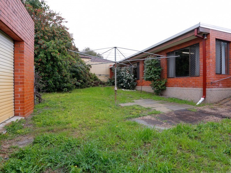 12 Deverell Way, Bentley WA 6102