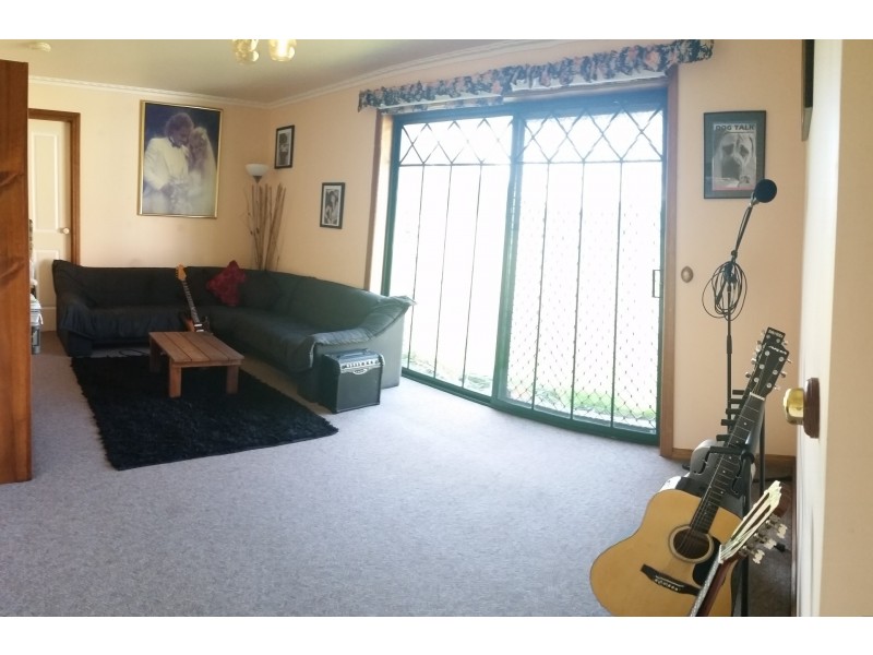 565 Lynnes Road, Wattle Bank VIC 3995