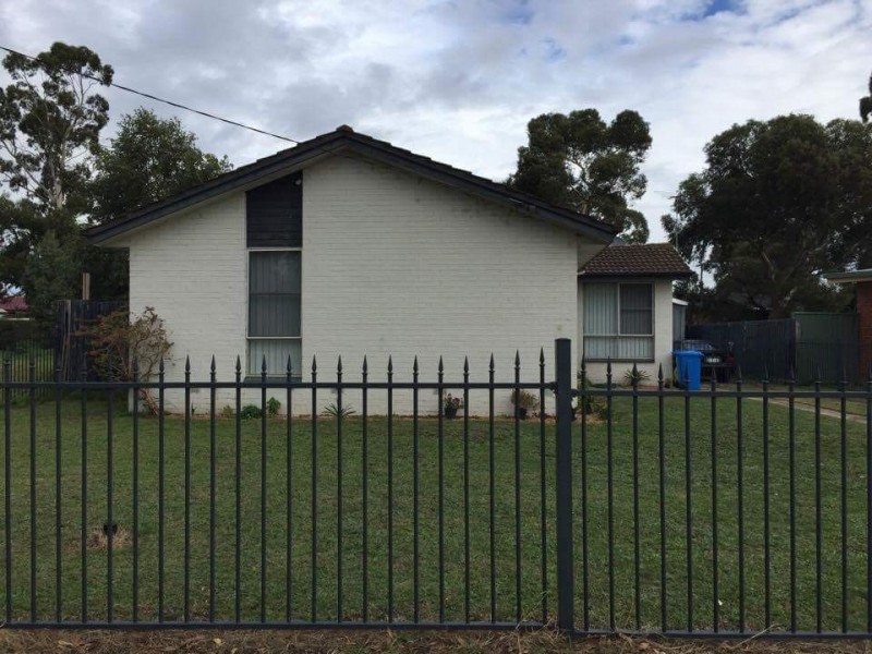 30 VILLAGE DVE, Hampton Park VIC 3976