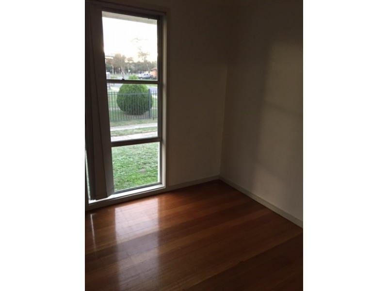 30 VILLAGE DVE, Hampton Park VIC 3976