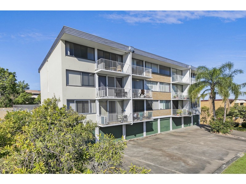 11/223 Cavendish Road, Coorparoo QLD 4151