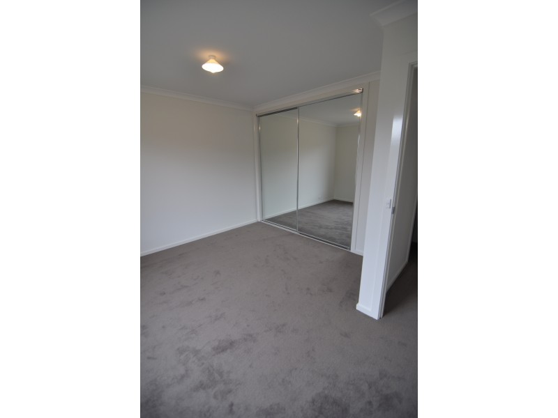 25 Nolan Crescent, Officer VIC 3809