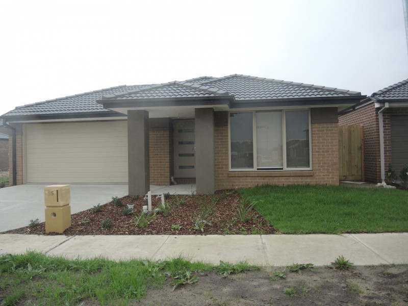 25 Nolan Crescent, Officer VIC 3809