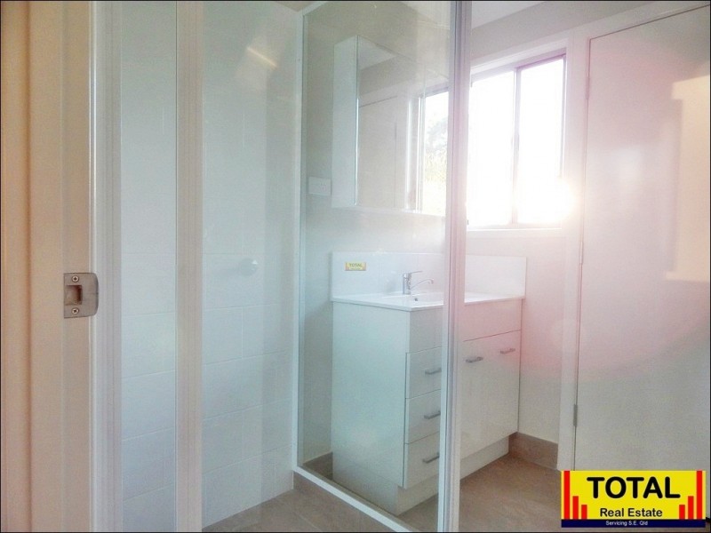 24/17 Arthur Street, East Nanango QLD 4615