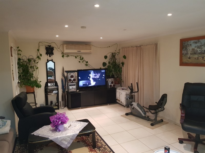 7 Midlothian Rd, St Andrews NSW 2566