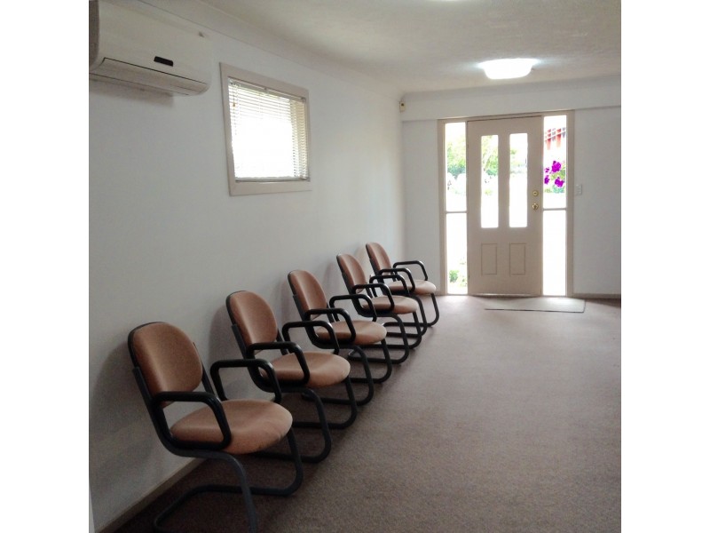 76 ASHMORE RD, BUNDALL, Bundall QLD 4217