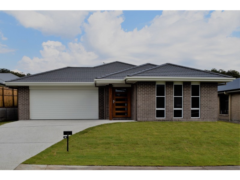 27 Greencastle Parade, Maudsland QLD 4210