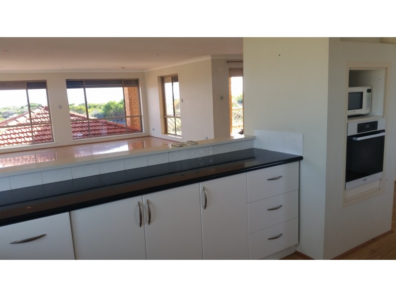 15 merrifield Place, Mullaloo WA 6027