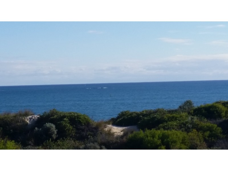 15 merrifield Place, Mullaloo WA 6027