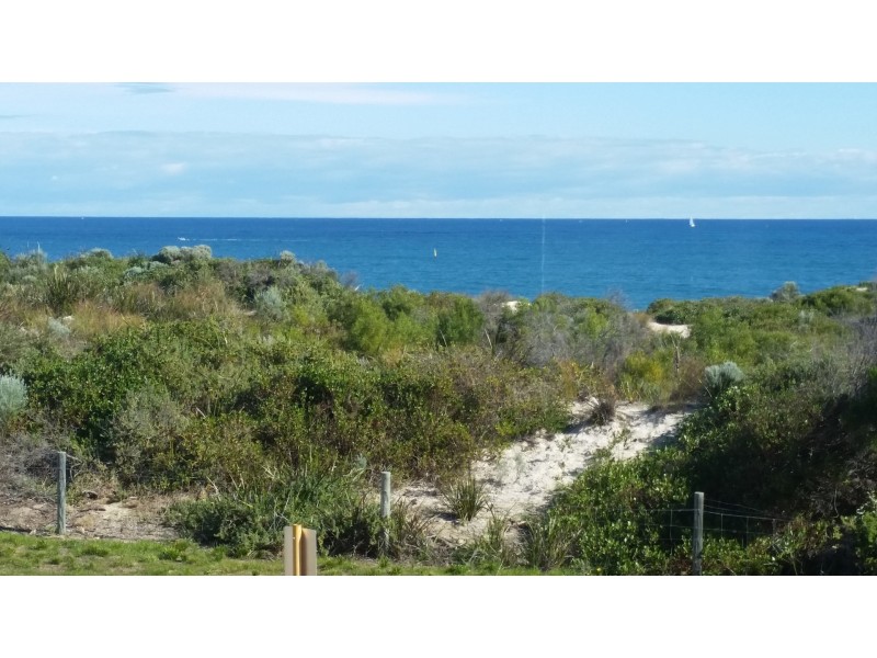 15 merrifield Place, Mullaloo WA 6027