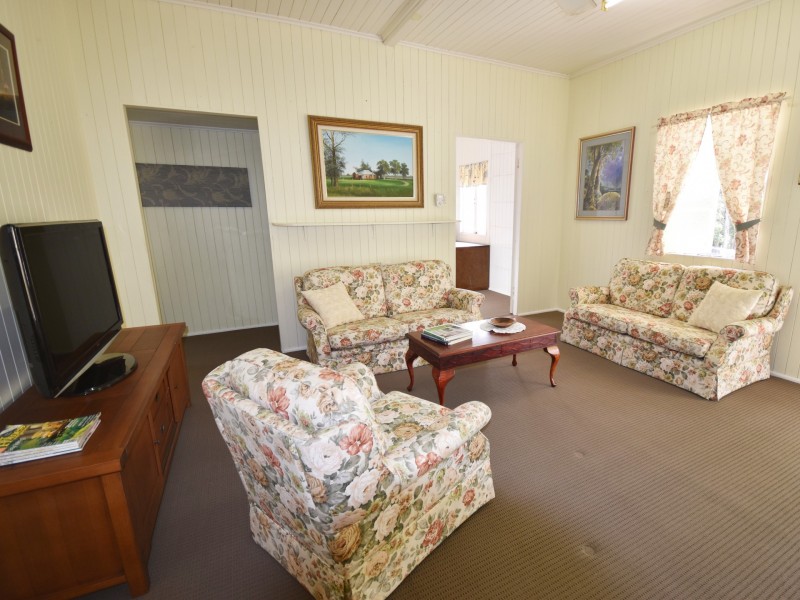 2 Hill Street, Pomona QLD 4568