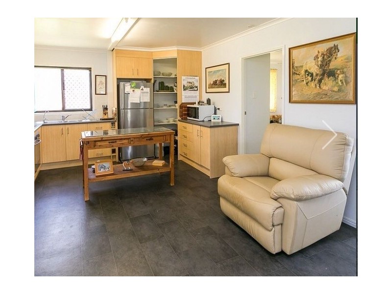 364 Redbank Road, Tiaro QLD 4650
