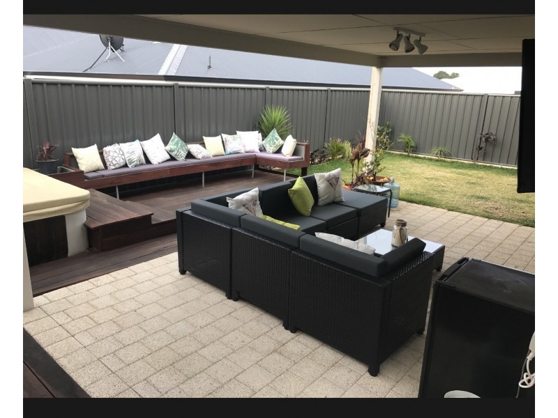 36 Burleigh Boulevard, Yanchep WA 6035