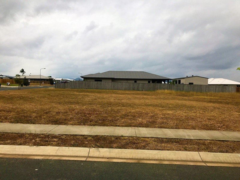 1 Treloar Place, Marian QLD 4753