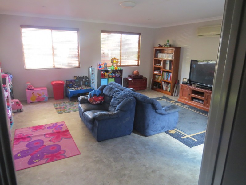 25 Hansard Street, Narrogin WA 6312