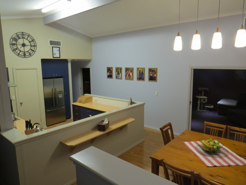 25 Hansard Street, Narrogin WA 6312