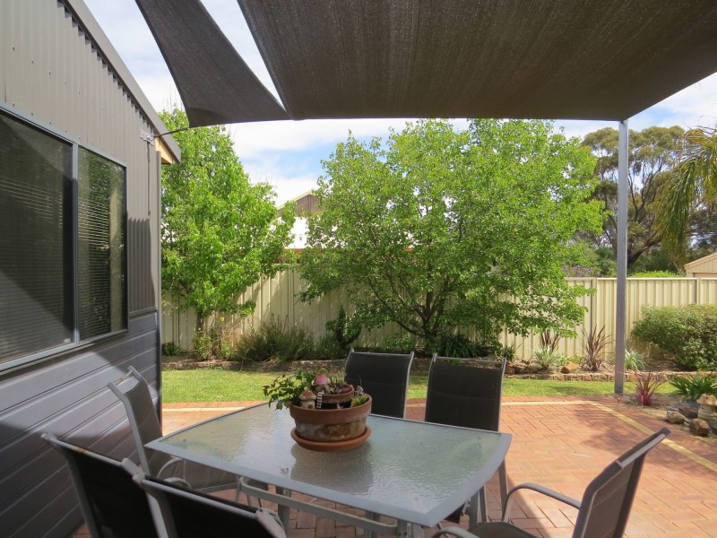 25 Hansard Street, Narrogin WA 6312