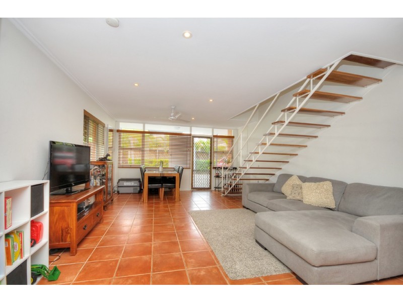 1/40 Arthur Street, Mermaid Beach QLD 4218