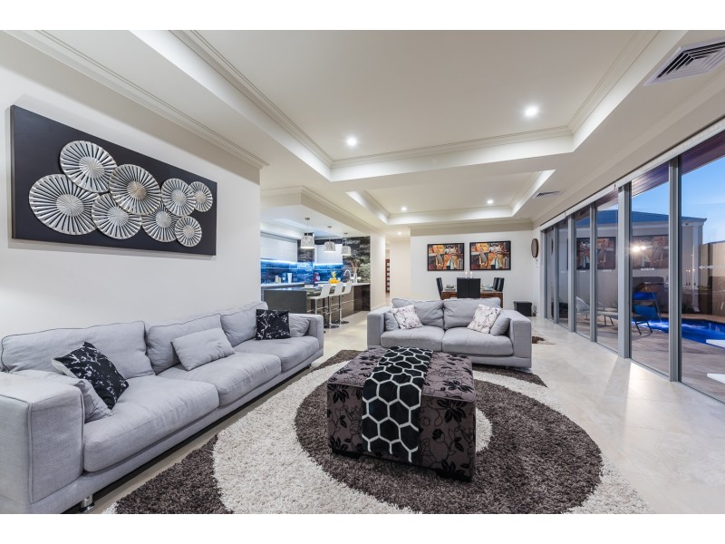 15 Bagatelle road, Landsdale WA 6065