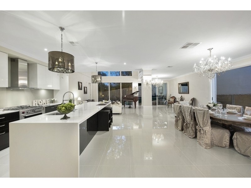 1 Lilian Street, Glen Waverley VIC 3150