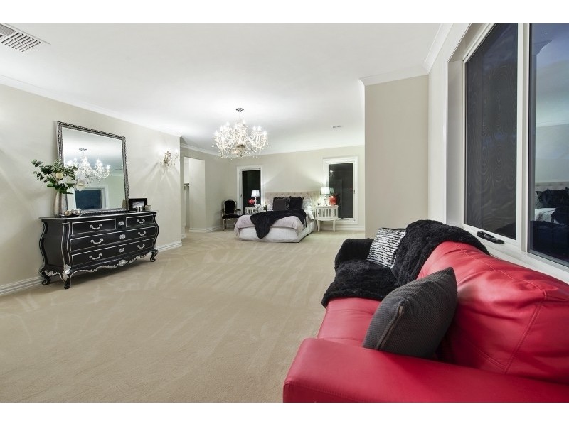 1 Lilian Street, Glen Waverley VIC 3150