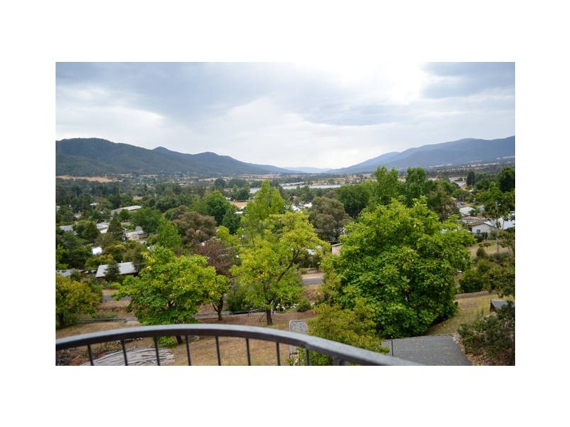 29/84 Bogong High Plains Rd, Mount Beauty VIC 3699