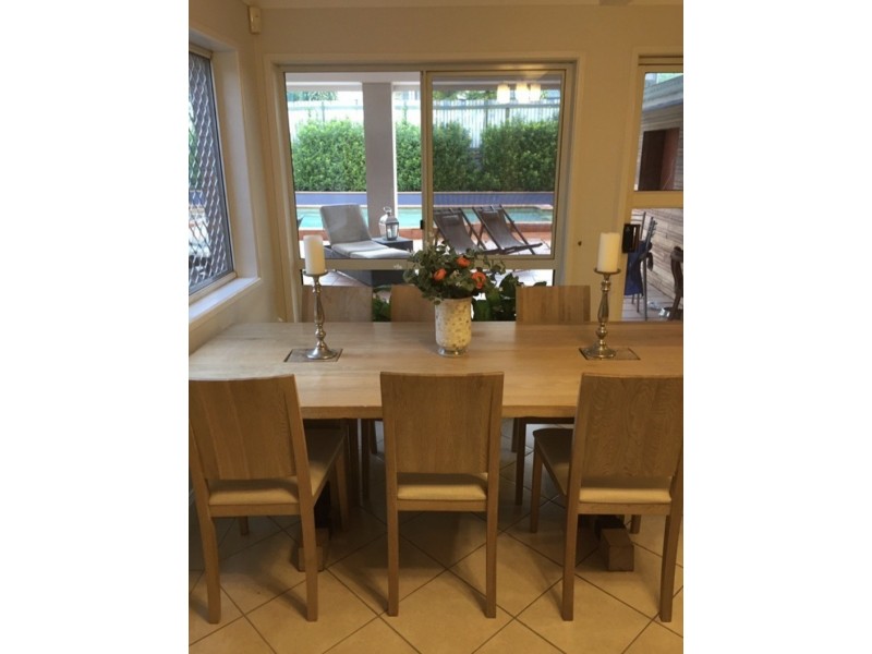 83 Stanmere St, Carindale QLD 4152