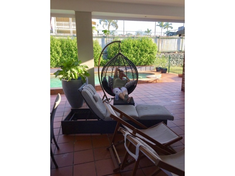 83 Stanmere St, Carindale QLD 4152