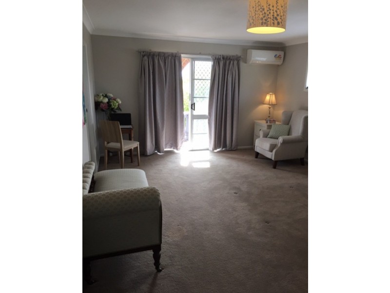 83 Stanmere St, Carindale QLD 4152