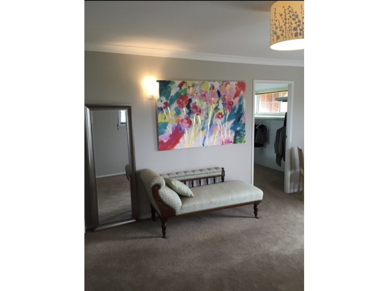 83 Stanmere St, Carindale QLD 4152