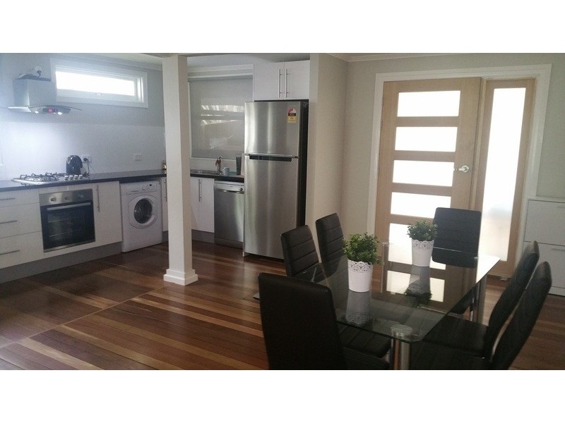Rm4/45 Dell Rd, St Lucia QLD 4067