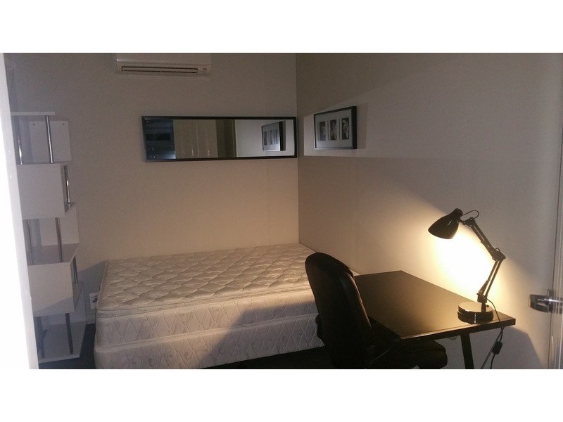 Rm4/45 Dell Rd, St Lucia QLD 4067