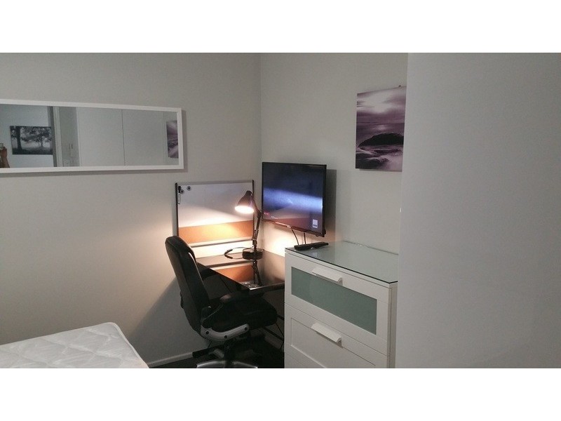 22 Warren, St Lucia QLD 4067