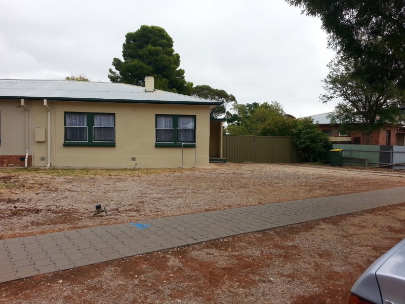 28 DANIEL STRET, Elizabeth Park SA 5113