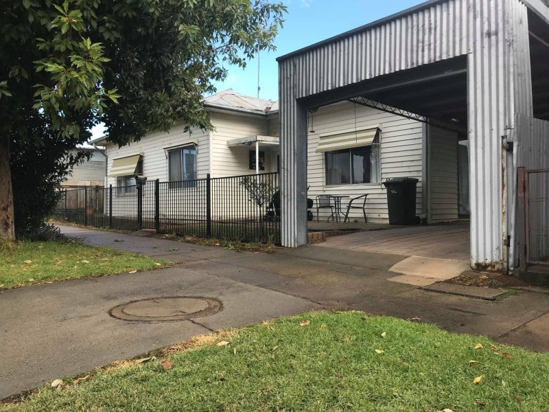 19 Bolton st, Jerilderie NSW 2716