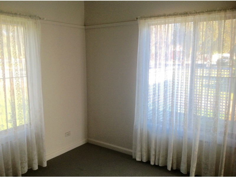 27 Powell Street, Jerilderie NSW 2716