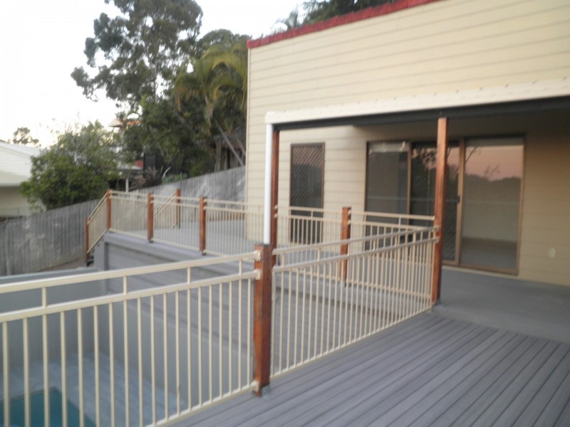 12 Jandakot Court, Elanora QLD 4221