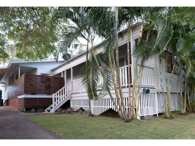 107 Whiting Street, Labrador QLD 4215