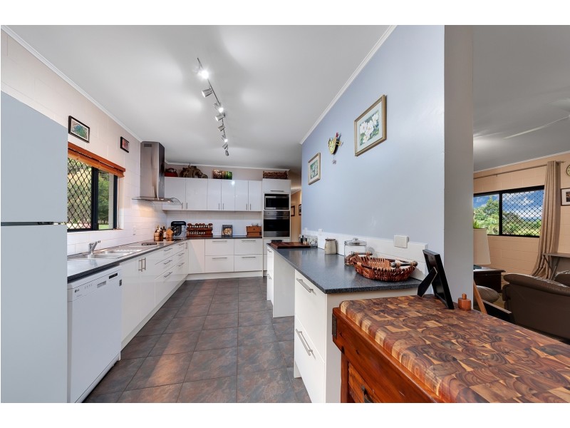 46 Mundey Rd, Malanda QLD 4885