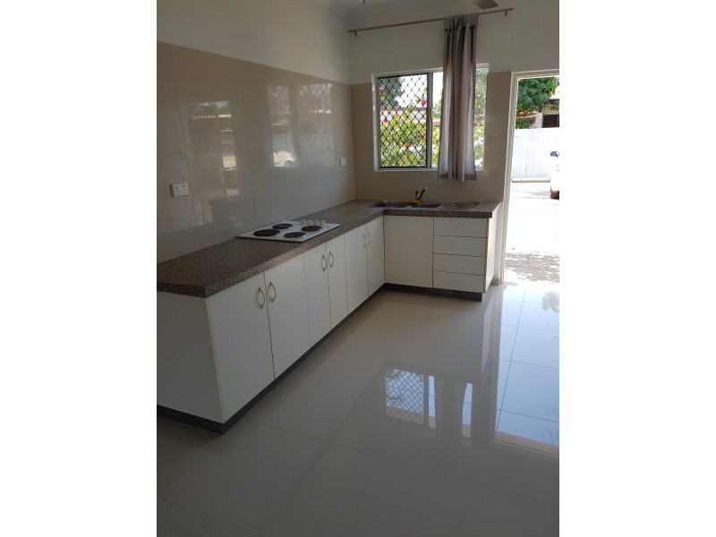 4/165 Dickward Drive, Coconut Grove NT 0810