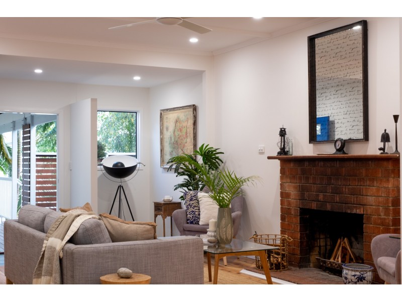 107 Whiting Street, Labrador QLD 4215