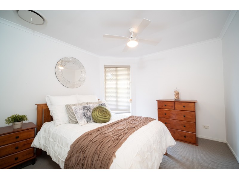 1 Morgan Close, Manly West QLD 4179