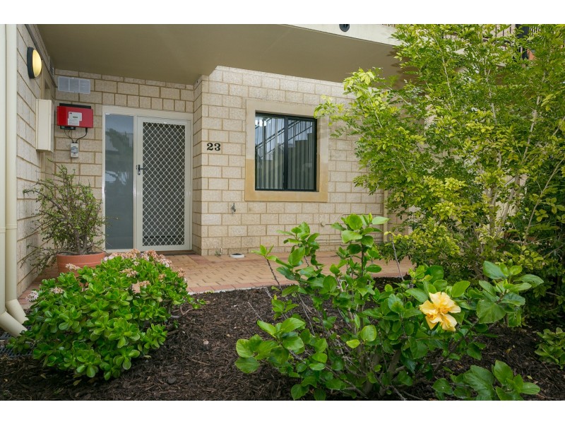 23/21 Oakmont Avenue, Meadow Springs WA 6210