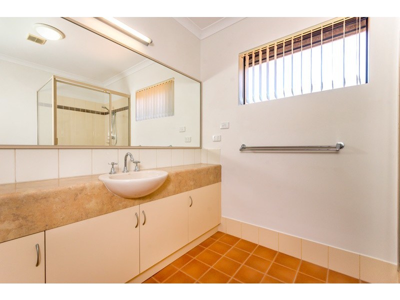 30/21 Oakmont Avenue, Meadow Springs WA 6210