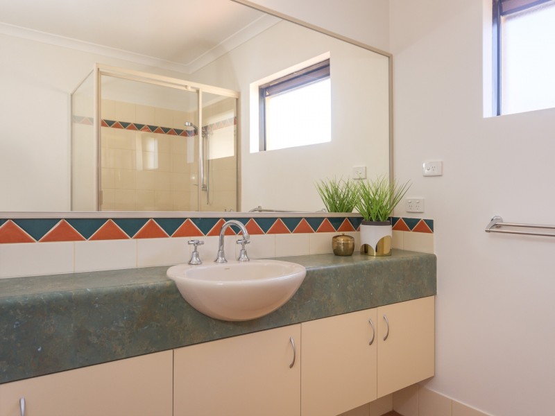 22/21 Oakmont Avenue, Meadow Springs WA 6210