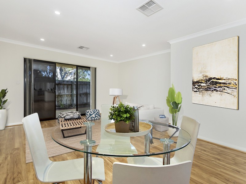 7/21 Oakmont Avenue, Meadow Springs WA 6210