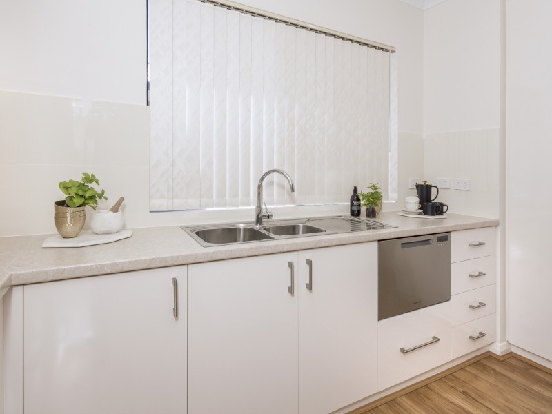 7/21 Oakmont Avenue, Meadow Springs WA 6210