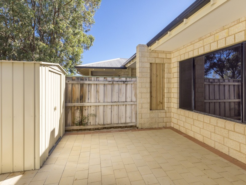 7/21 Oakmont Avenue, Meadow Springs WA 6210