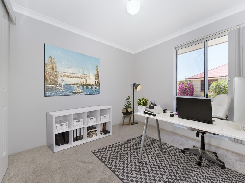 111/194 Old Mandurah Road, Ravenswood WA 6208